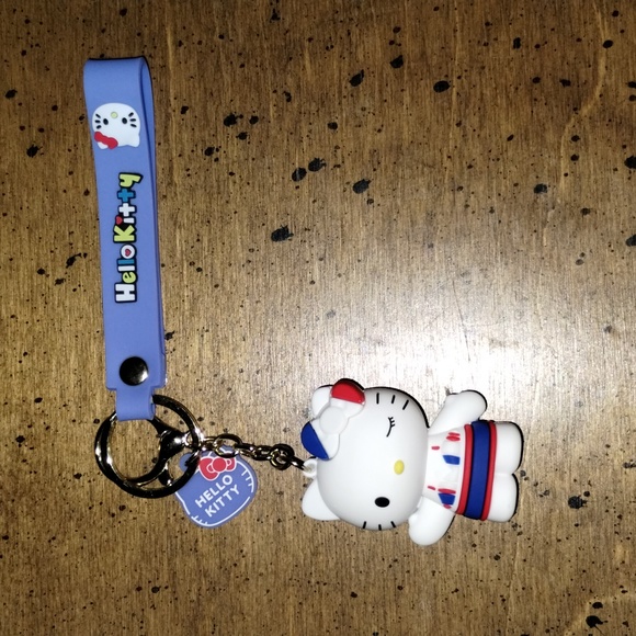 Hello Kitty Around The World Keychains - Picture 5 of 6
